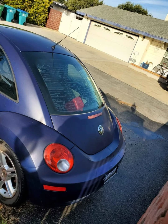 2006 Volkswagen New Beetle - Image 3 of 6