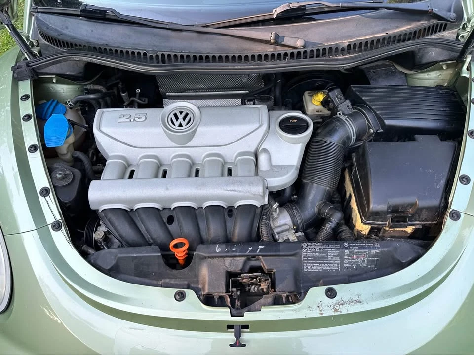 2006 Volkswagen New Beetle - Image 6 of 16