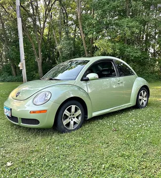 2006 Volkswagen Beetle 2.5L Hatchback 2D