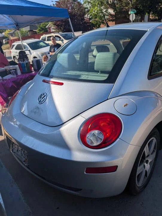 2006 Volkswagen New Beetle - Image 5 of 17