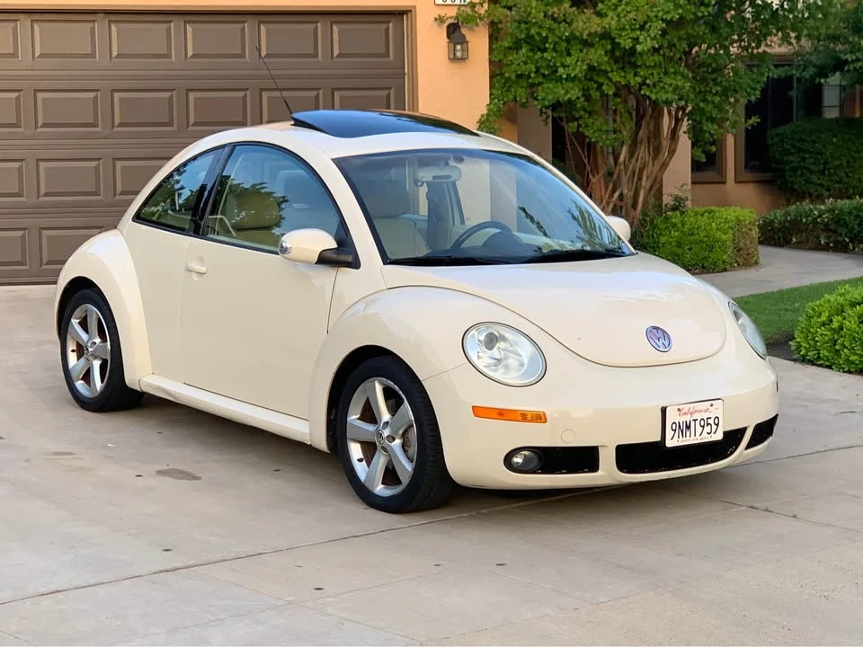 2006 Volkswagen New Beetle - Image 2 of 13