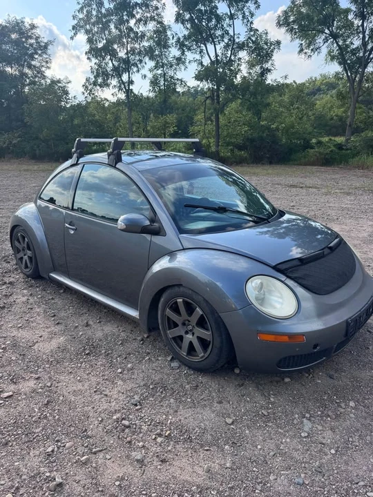 2006 Volkswagen New Beetle - Image 3 of 18