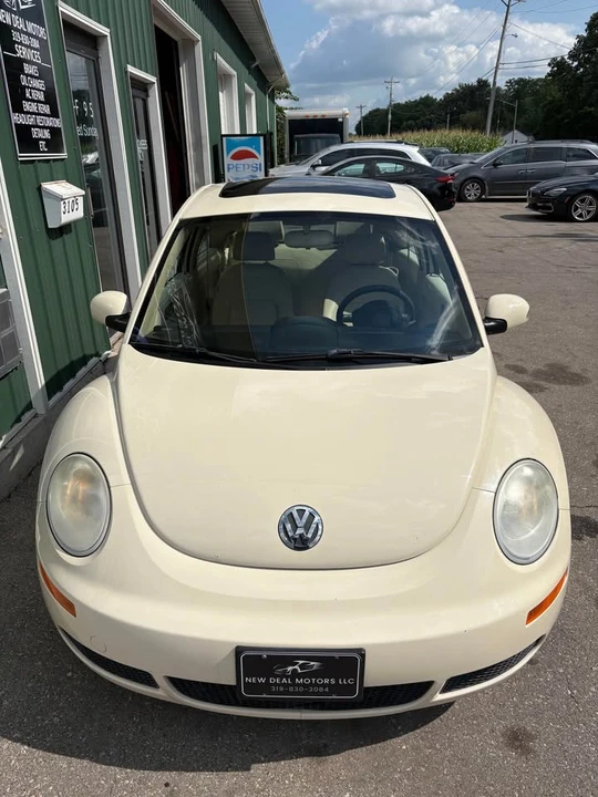 2006 Volkswagen New Beetle - Image 6 of 9