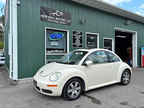 2006 Volkswagen Beetle 2.5L Hatchback 2D