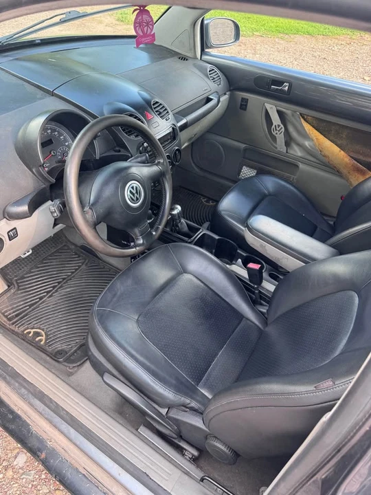 2006 Volkswagen New Beetle - Image 8 of 18