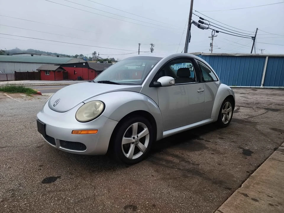 2006 Volkswagen New Beetle - Image 2 of 2