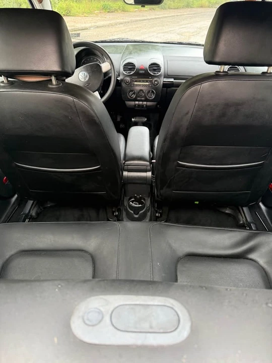 2006 Volkswagen New Beetle - Image 11 of 11