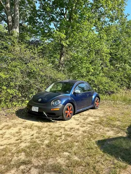 2006 Volkswagen Beetle 2.5L Hatchback 2D