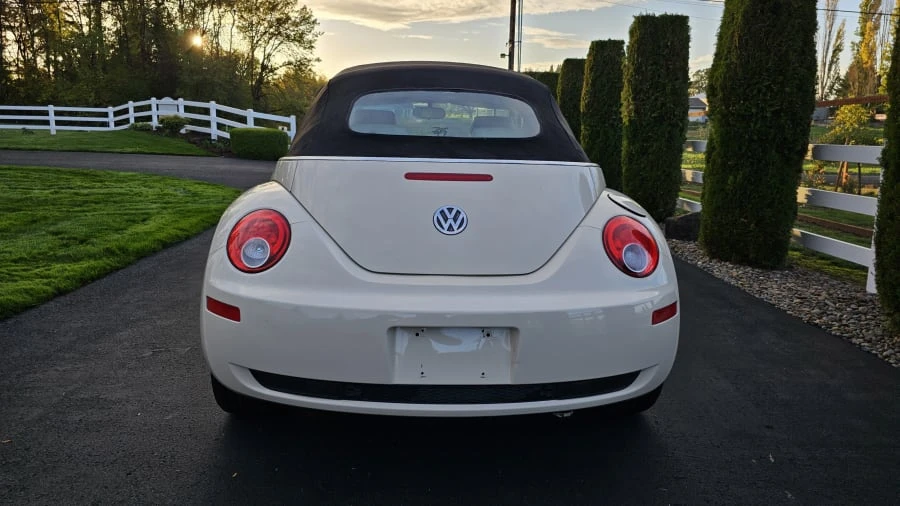 2006 Volkswagen New Beetle - Image 4 of 9