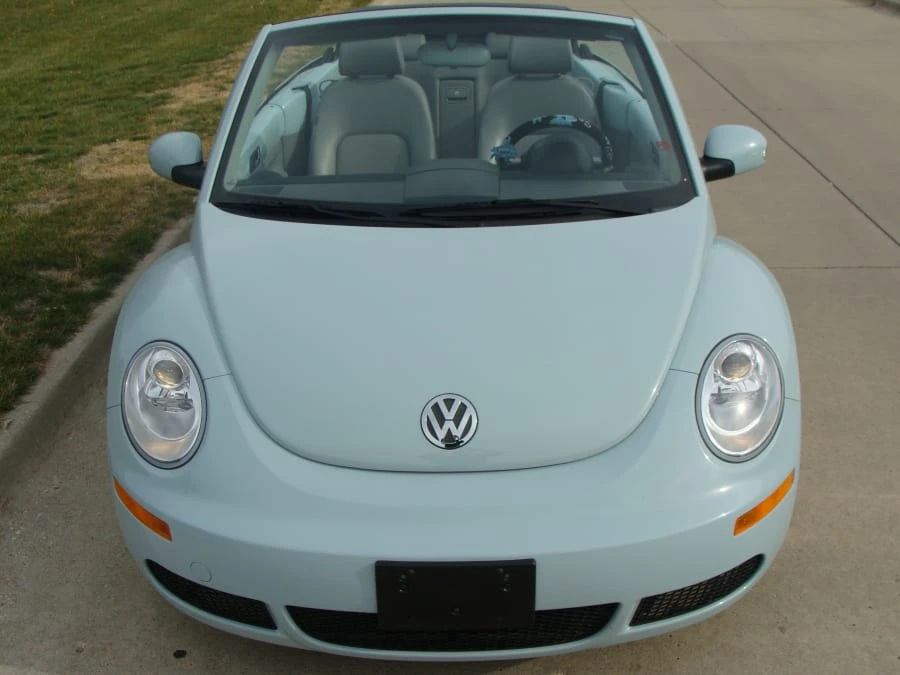 2006 Volkswagen New Beetle - Image 6 of 7