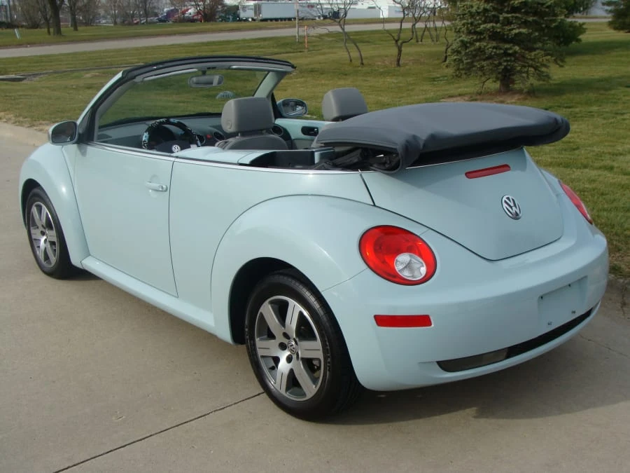 2006 Volkswagen New Beetle - Image 7 of 7