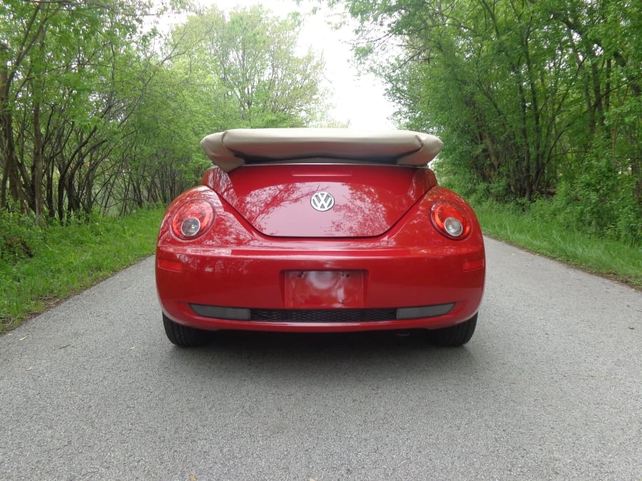 2006 Volkswagen New Beetle - Image 2 of 5