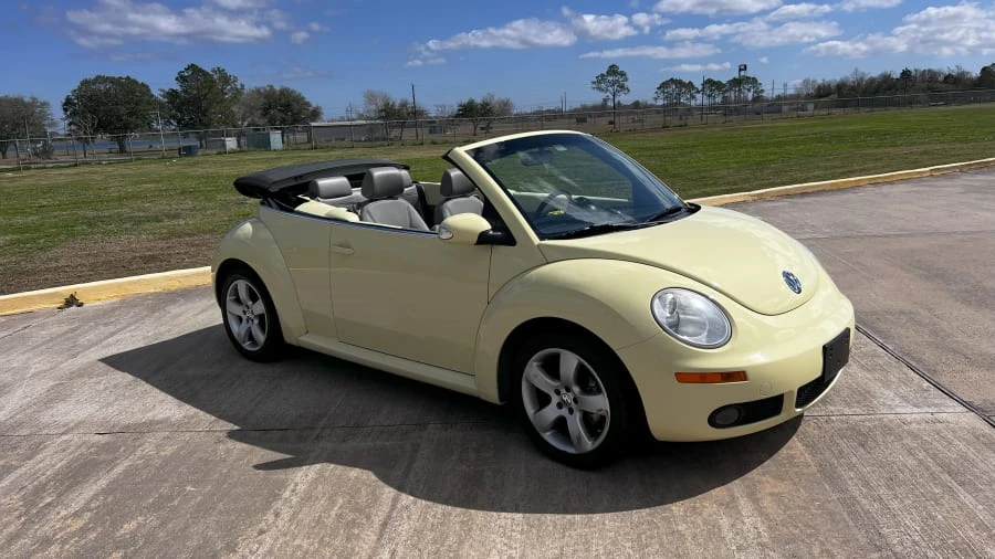 2006 Volkswagen New Beetle - Image 9 of 19