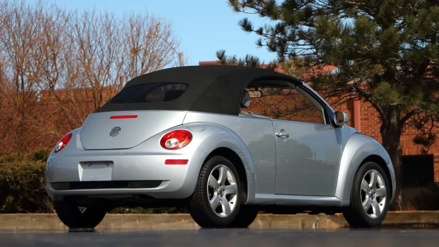 2006 Volkswagen New Beetle - Image 3 of 12