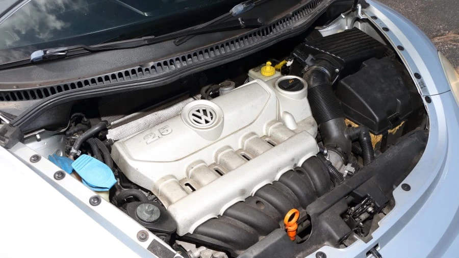 2006 Volkswagen New Beetle - Image 7 of 12