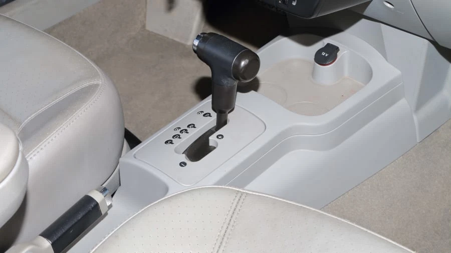 2006 Volkswagen New Beetle - Image 11 of 12
