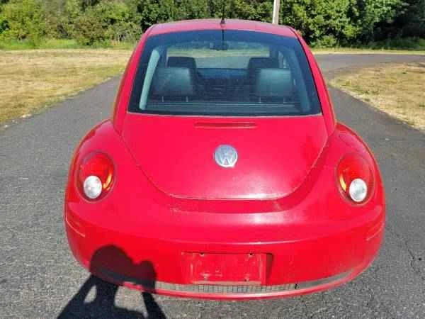 2006 Volkswagen New Beetle - Image 3 of 11