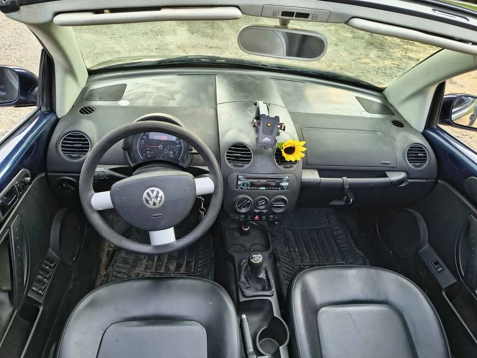 2006 Volkswagen New Beetle - Image 3 of 7