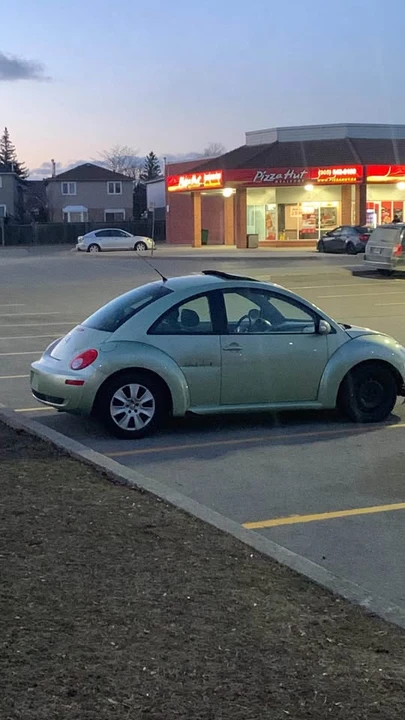 2006 Volkswagen New Beetle - Image 3 of 7