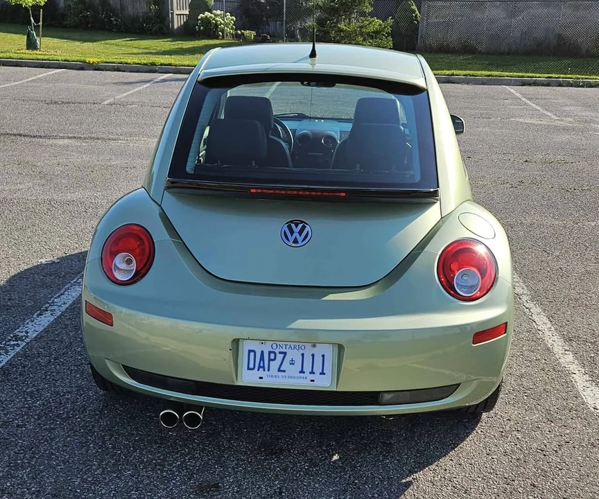 2006 Volkswagen New Beetle - Image 6 of 13