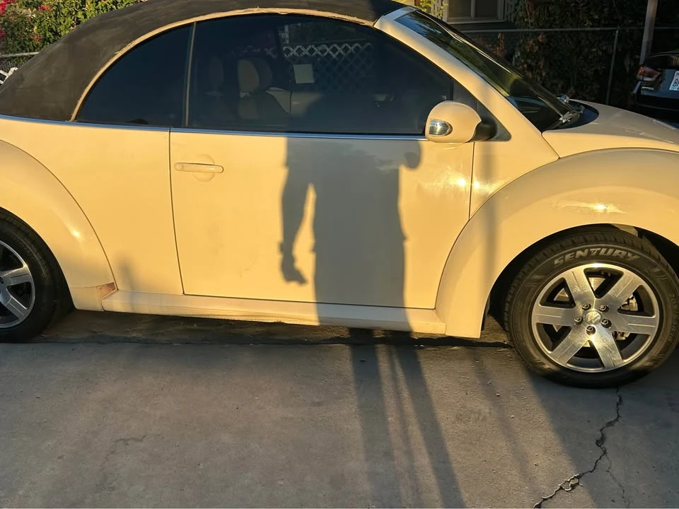 2006 Volkswagen New Beetle - Image 3 of 7