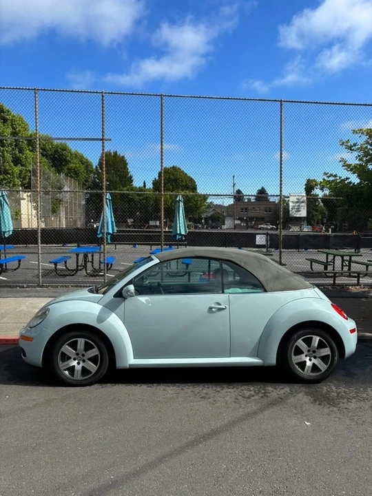 2006 Volkswagen New Beetle - Image 3 of 20