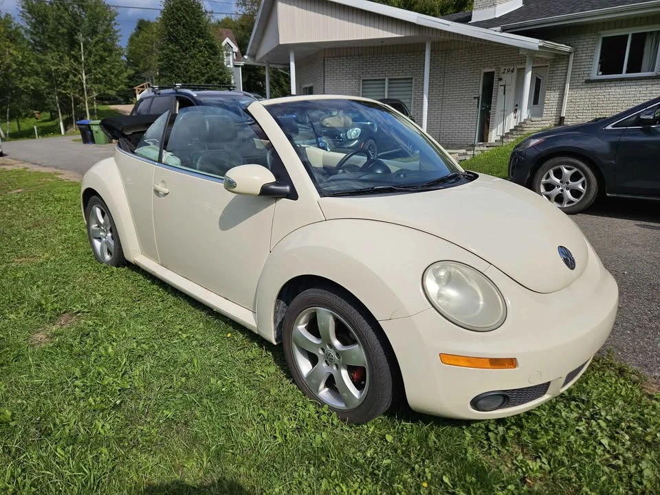 2006 Volkswagen New Beetle - Image 7 of 11