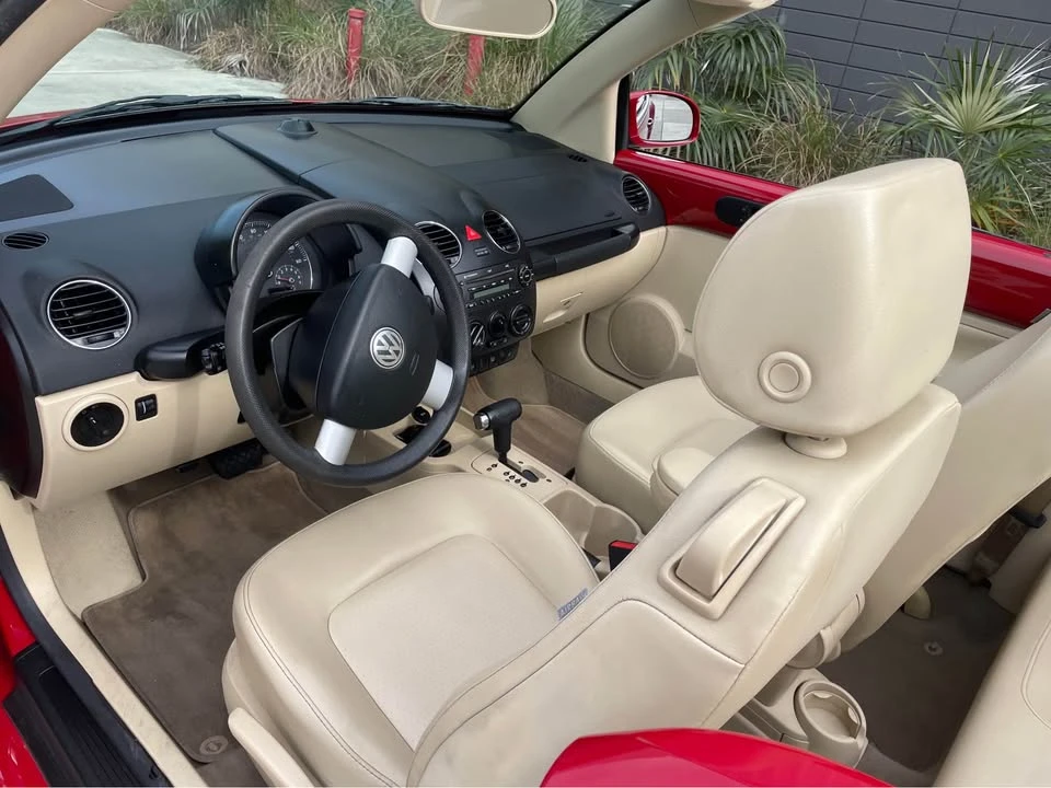 2006 Volkswagen New Beetle - Image 7 of 7