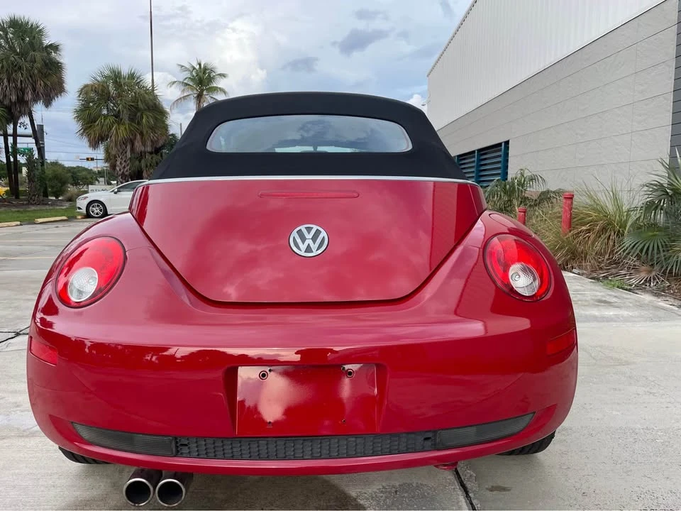 2006 Volkswagen New Beetle - Image 7 of 9