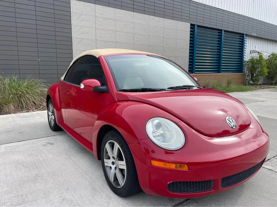 2006 Volkswagen New Beetle - Image 2 of 7