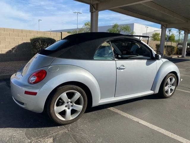 2006 Volkswagen New Beetle - Image 3 of 6