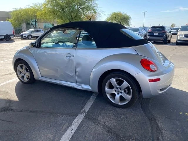 2006 Volkswagen New Beetle - Image 2 of 6