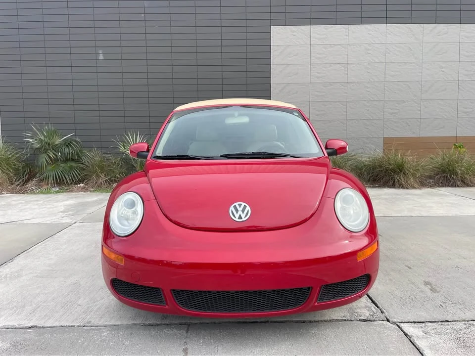 2006 Volkswagen New Beetle - Image 2 of 7