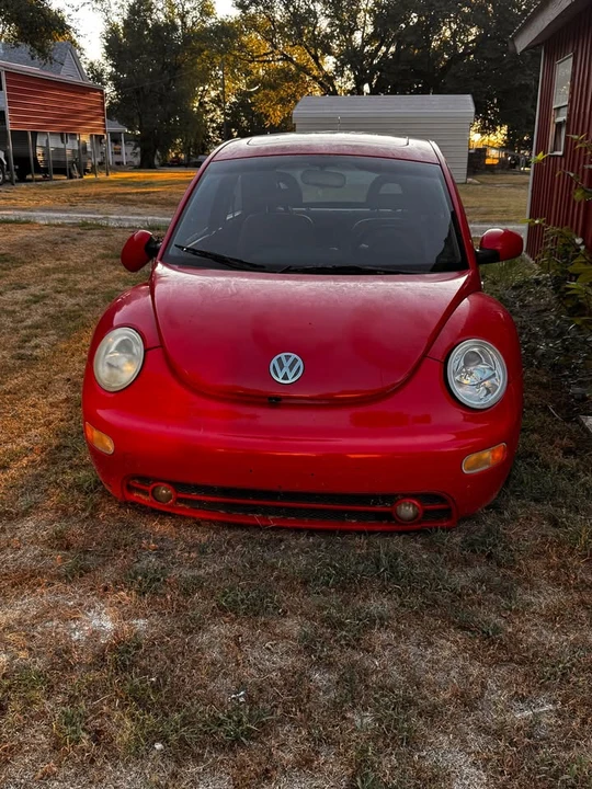2006 Volkswagen New Beetle - Image 6 of 17