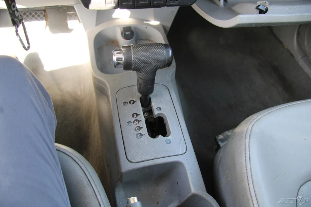 2006 Volkswagen New Beetle - Image 20 of 21