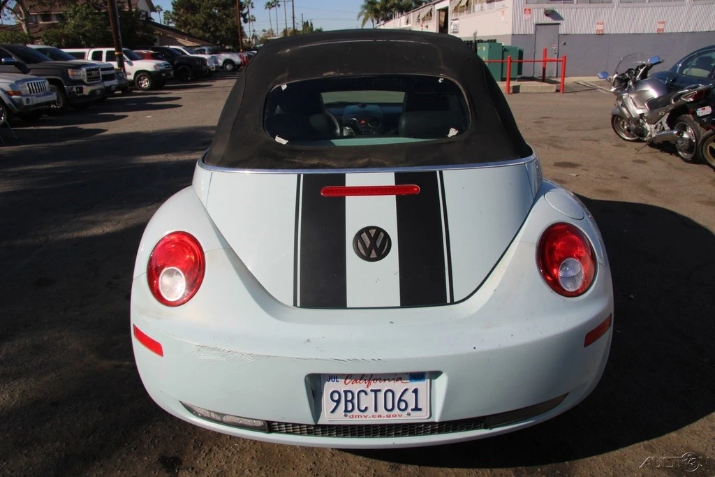 2006 Volkswagen New Beetle - Image 5 of 21