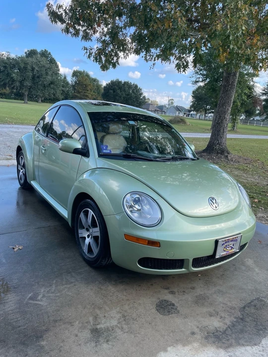 2006 Volkswagen New Beetle - Image 2 of 21