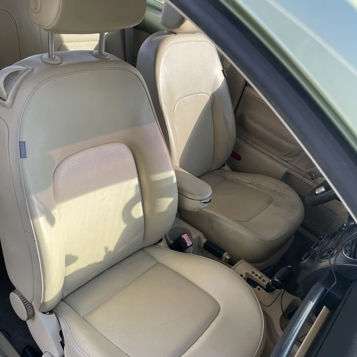 2006 Volkswagen New Beetle - Image 14 of 21