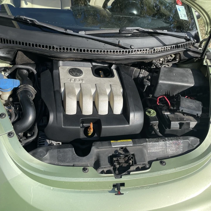 2006 Volkswagen New Beetle - Image 20 of 21