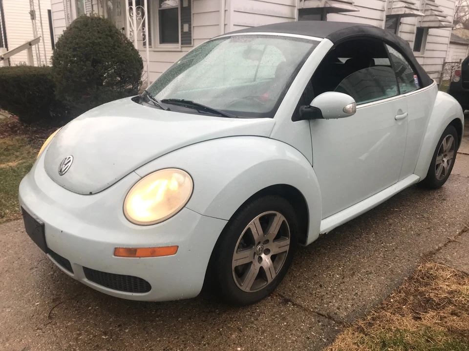 2006 Volkswagen New Beetle - Image 3 of 14