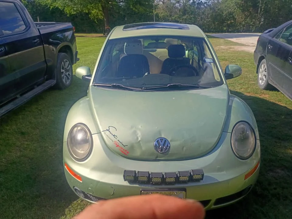 2006 Volkswagen New Beetle - Image 5 of 14
