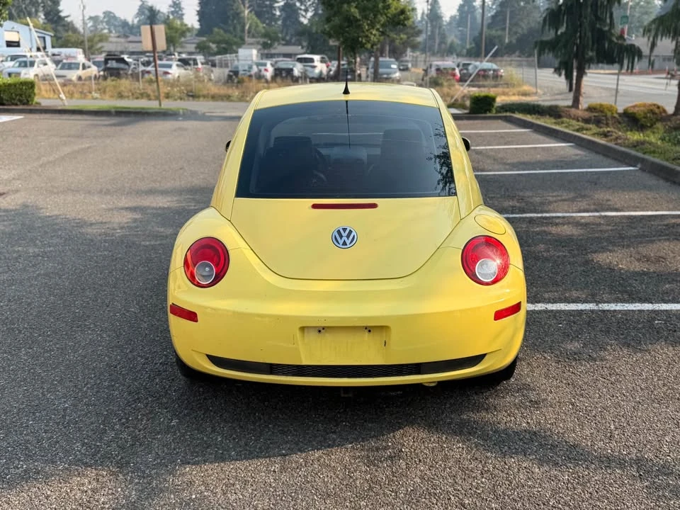 2006 Volkswagen New Beetle - Image 5 of 13