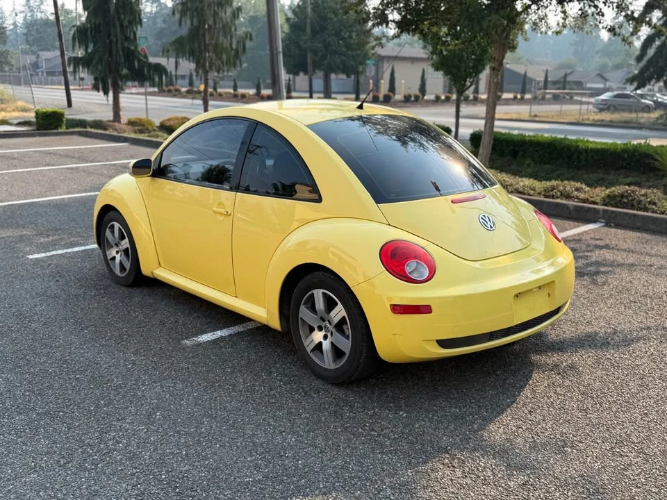 2006 Volkswagen New Beetle - Image 6 of 13