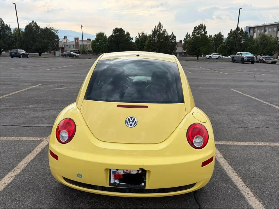 2006 Volkswagen New Beetle - Image 2 of 20
