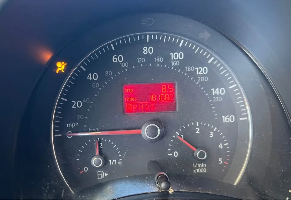 2006 Volkswagen New Beetle - Image 11 of 11