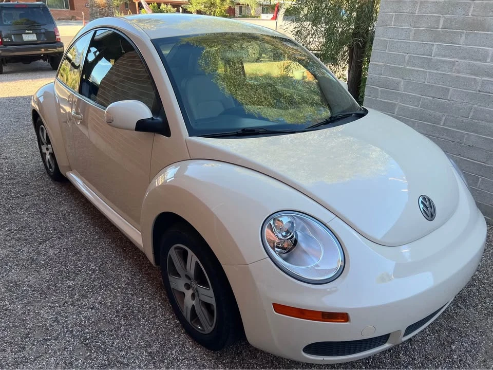 2006 Volkswagen New Beetle - Image 4 of 11