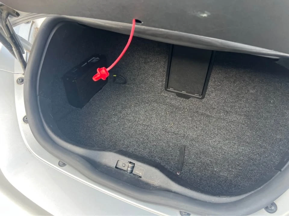 2006 Volkswagen New Beetle - Image 19 of 20