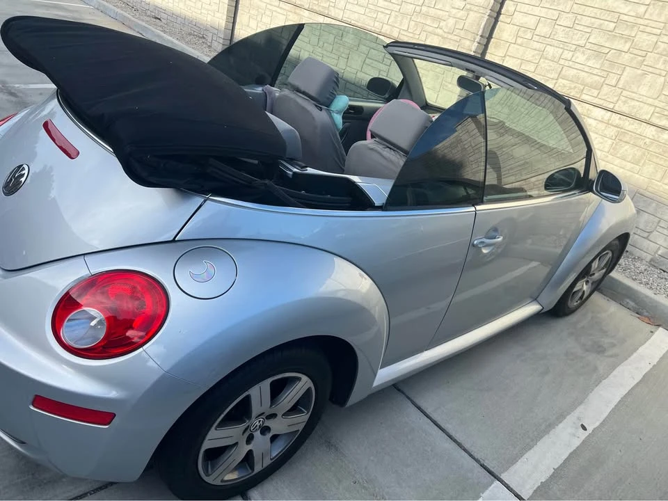 2006 Volkswagen New Beetle - Image 13 of 20