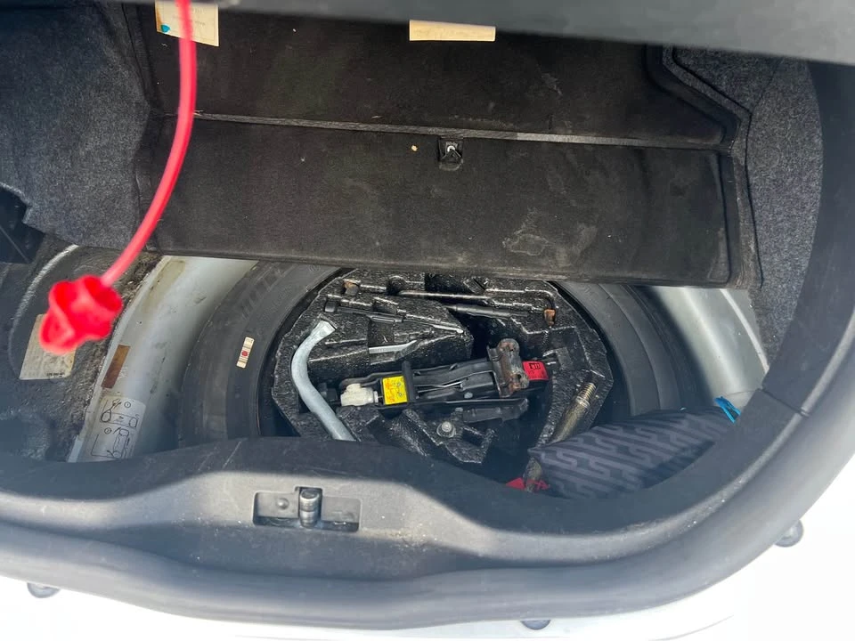 2006 Volkswagen New Beetle - Image 18 of 20