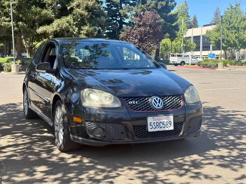 2006 Volkswagen Golf GTI SE Hatchback Coupe 2D